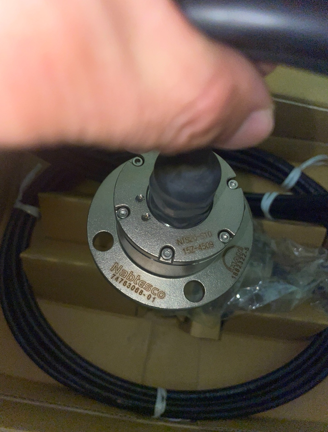 MAN位置传感器1882322-5   NIS20-S10  议价