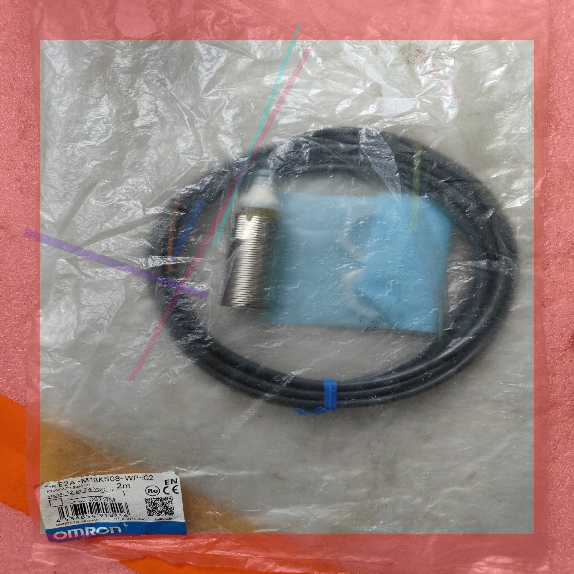 询价!欧姆龙近接开关E2A-M18KS08-WP-C2全新原装