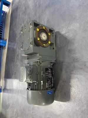 Lenze 伦茨 三相异步电动机GSS04-2M HAR 071C42减速机