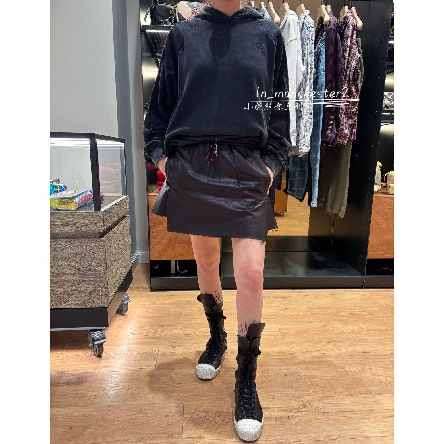 VIVIENNE WESTWOOD西太后 经典土星不规则百搭半裙短裙女款正品