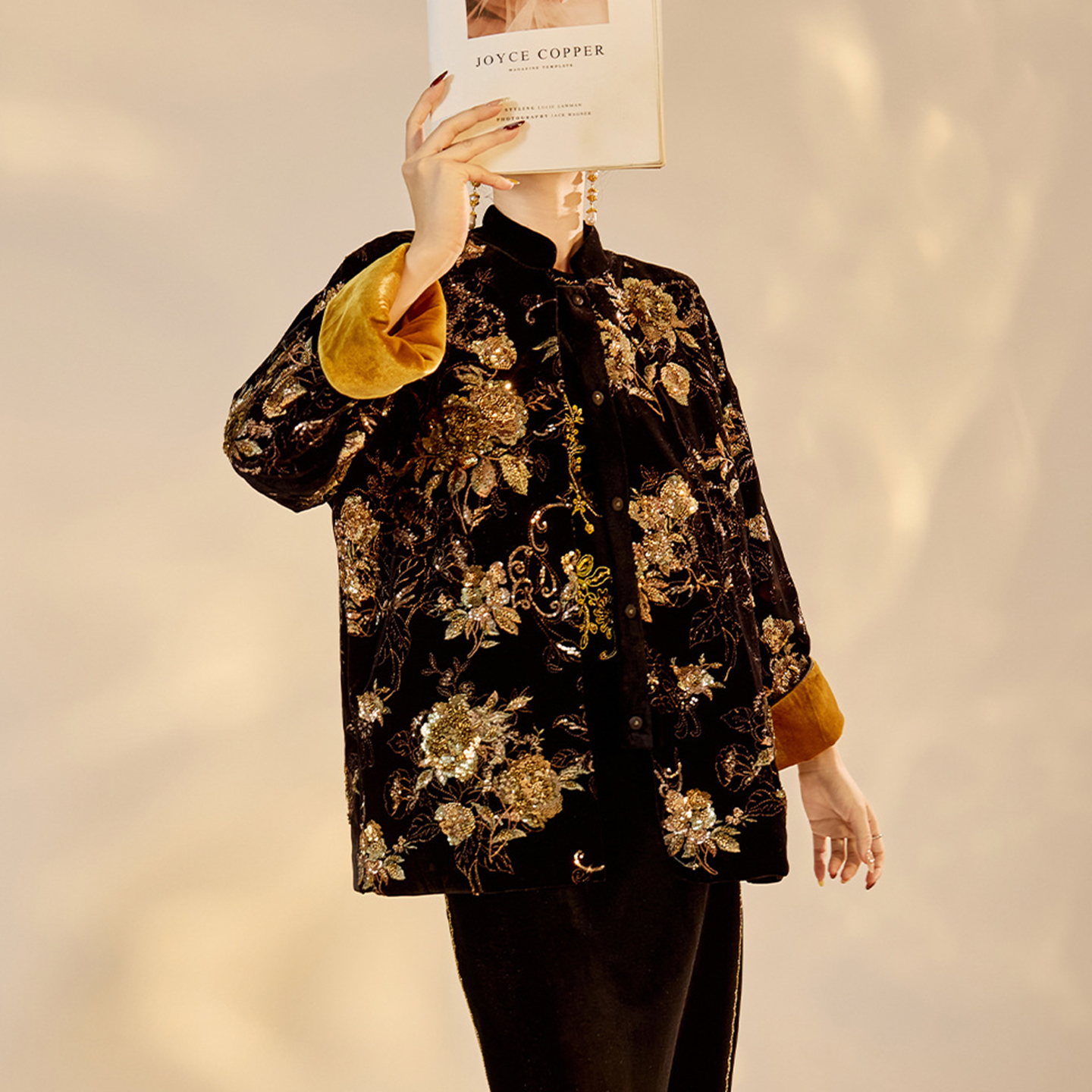 AYOMIS新中式轻奢珠绣棉服外套2025秋冬国风贵气袖口卷边加棉上衣