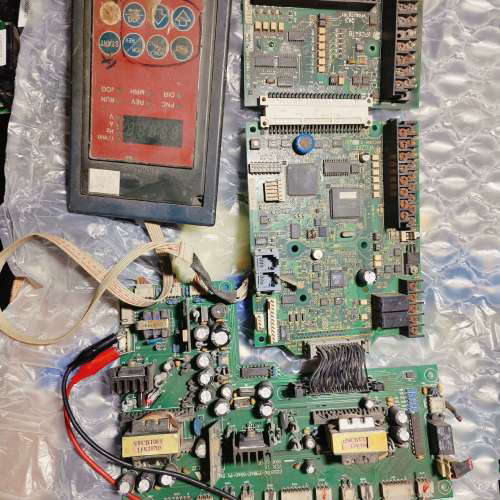 东洋变频器主板VFC2001-Z驱动板EDS2000-PS6[议]