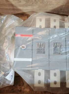 ABB隔离开关，型号OT1600E03P，额定电流160【议】