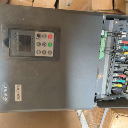 ENC易能变频器，37KW，75A，380V三相，，缺[议]