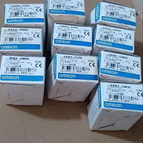 欧姆龙 旋转编码器 E6A2-CS3C有3只，E6A2-[议]