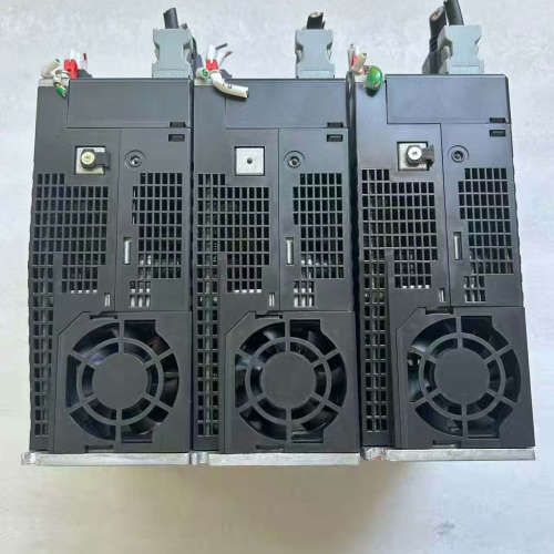 9新800W RS伺服驱动器CSD7-08BX1[议]
