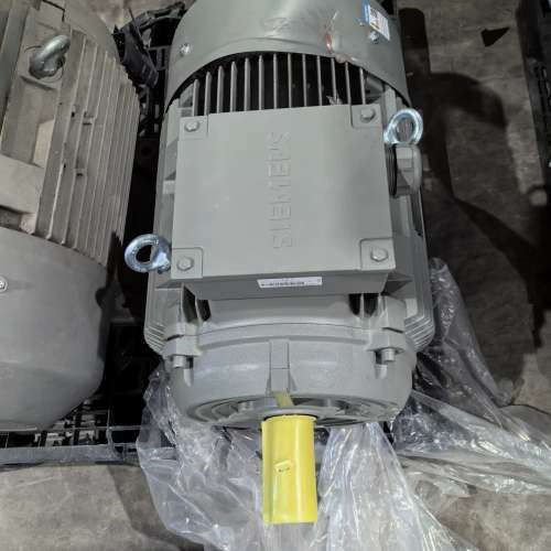 三相异步电动机，型号DCV3222B，45kW功率，3[议]