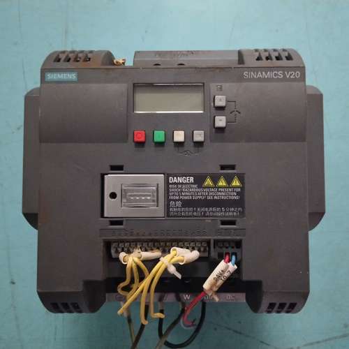 变频器6SL3210-5BB22-2AV0，2【议】