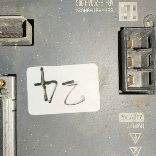 三菱驱动器、MR-JE-200A-U063、、2KW[议]