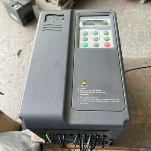 汇川变频器MD320NT3.7B-FS-17/3.7KW/3[议]