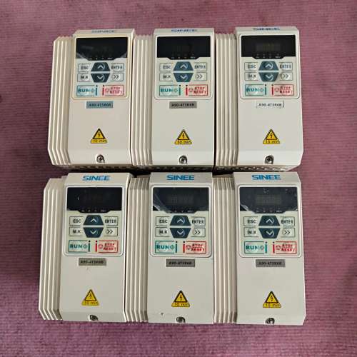 正弦变频器A90-4T5R6B，2.2KW功率，380V三相【议】