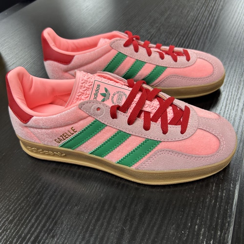 阿迪达斯 三叶草女子Gazelle Indoor舒适德训鞋运动板鞋JI2713