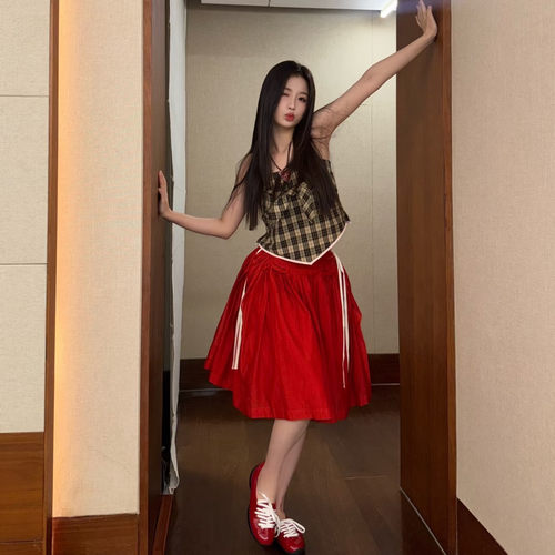 球课倾斜百褶裙女maeche