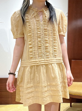 花一【上海高版本】甜美宽松塔克褶皱木耳花边泡泡袖连衣裙shushu