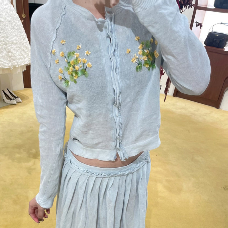花一【上海版本】26ss复古钉珠花朵单排扣短款轻薄针织开衫shushu