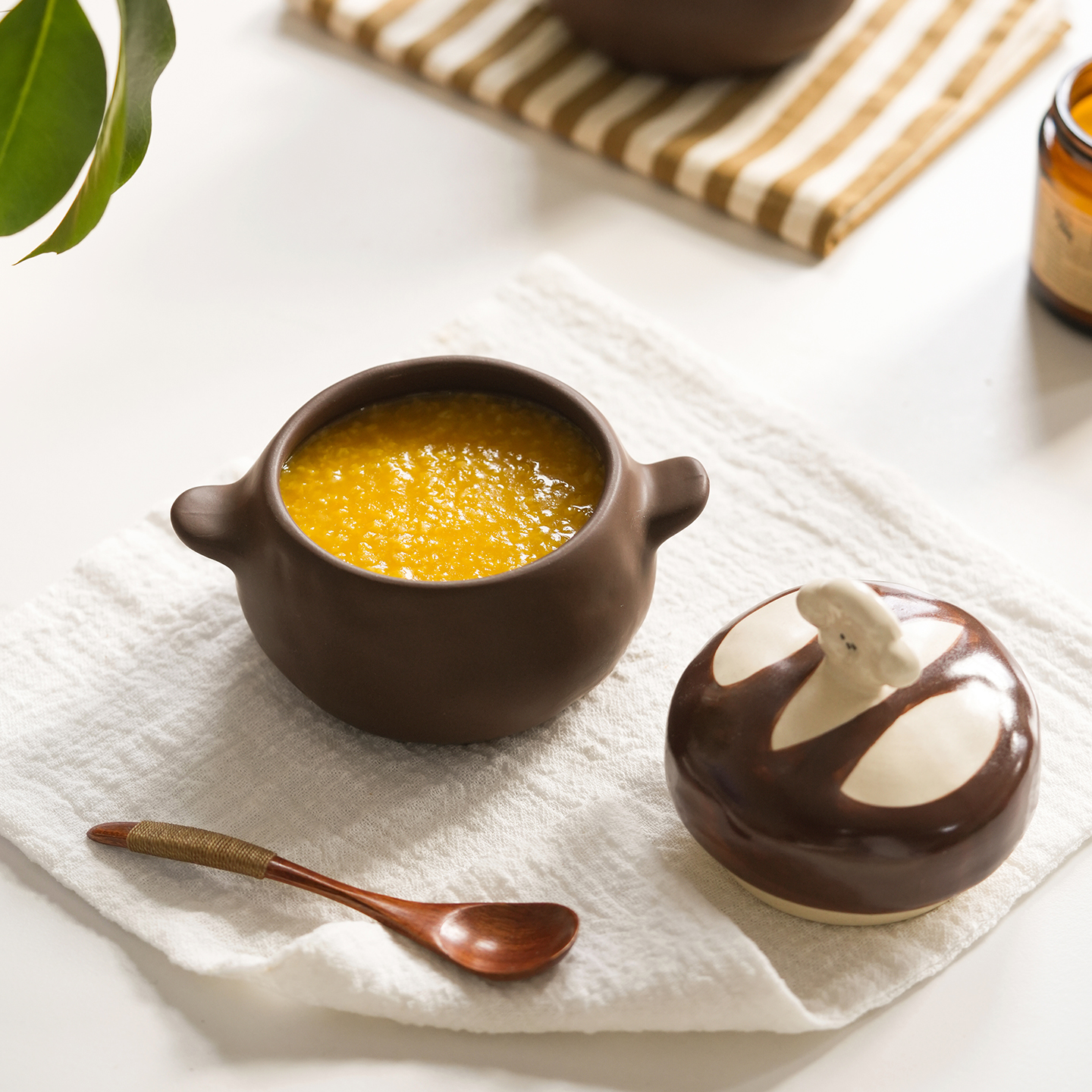 肆月陶瓷双耳炖盅带盖家用高颜值可爱一人份专用小汤盅杯小碗餐具