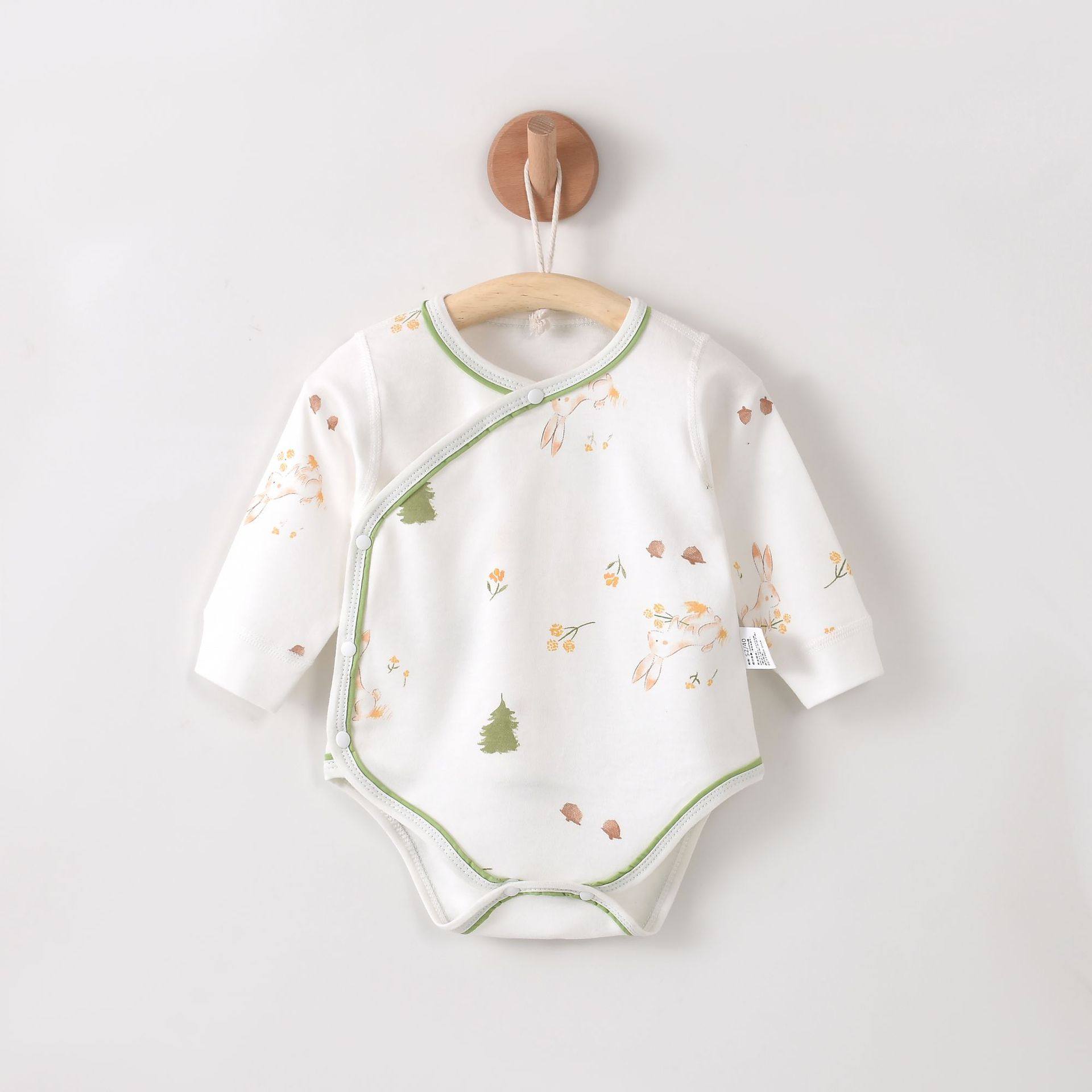 新生儿衣服宝宝哈衣春夏纯棉无骨爬服四季款婴儿连体衣三角包屁衣