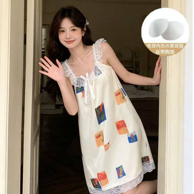 睡裙夏季女款2026新款冰丝睡衣女生吊带可爱性感夏天带胸垫家居服
