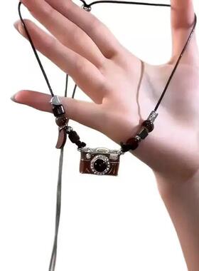 美拉德覆古棕色相机项炼女长款流苏秋冬皮绳毛衣炼小众设计感配饰