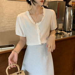 Real shot spring and summer Korean version new style temperament show thin design sense versatile short sleeve shirt real price