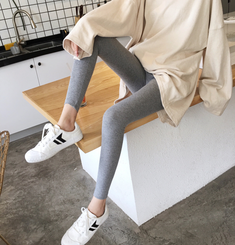 Real price of new slim fit and versatile elastic Leggings Leggings of Korean version in autumn and winter