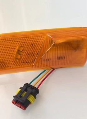 适用德龙车型X6000/X5000S侧转向灯LED陕汽配件黄色边灯