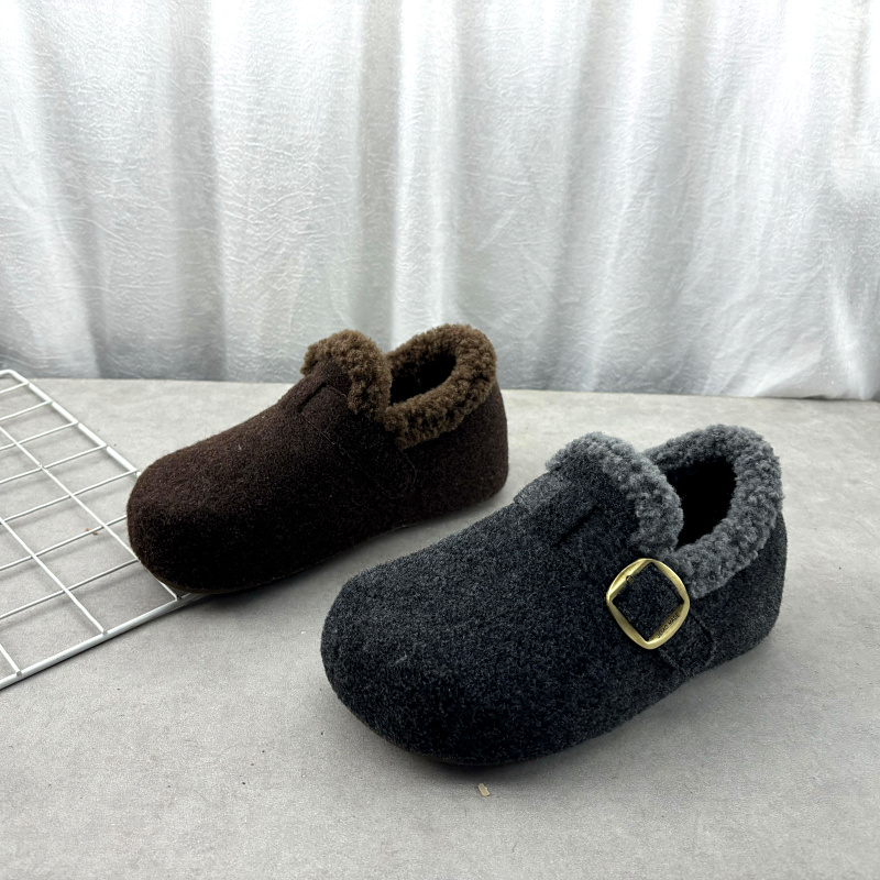 工厂处理2025冬季新款加绒勃肯鞋圆头搭扣平底舒适套脚女休闲鞋