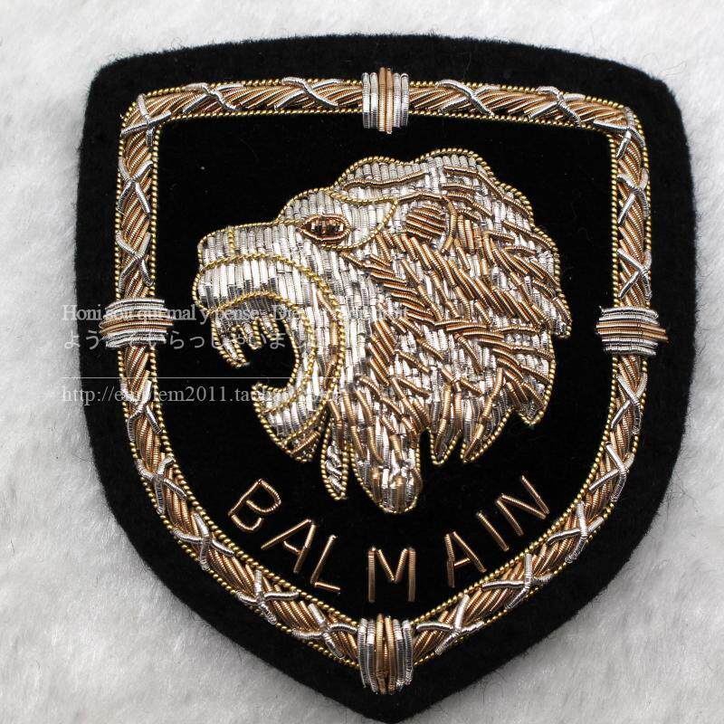 现货欧洲经典设计韩版潮店服饰配饰狮子头皇冠蜜蜂胸章胸针徽章