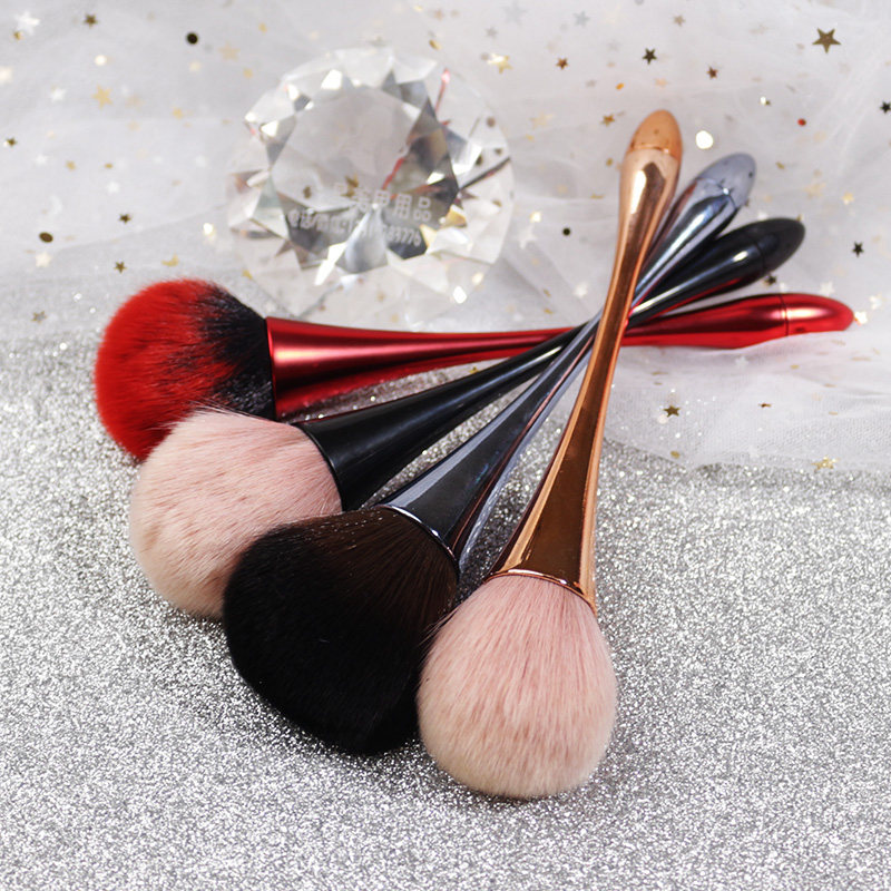 日系网红美甲刷金色渐变彩色小鱼平头刷腮红刷多功能专用小蛮腰刷