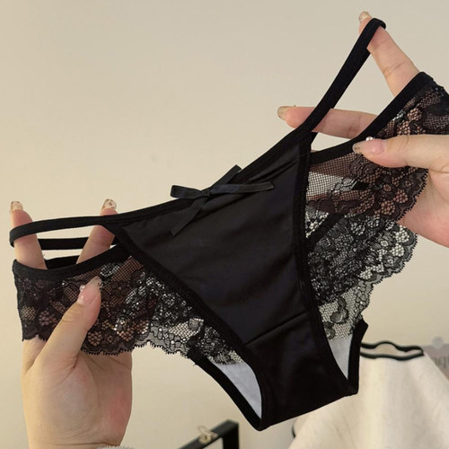 法式纯欲风缎面蕾丝内裤女