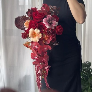 小清新玫瑰蝴蝶兰瀑布混搭手捧花成品仿真花订婚结婚送朋友闺蜜