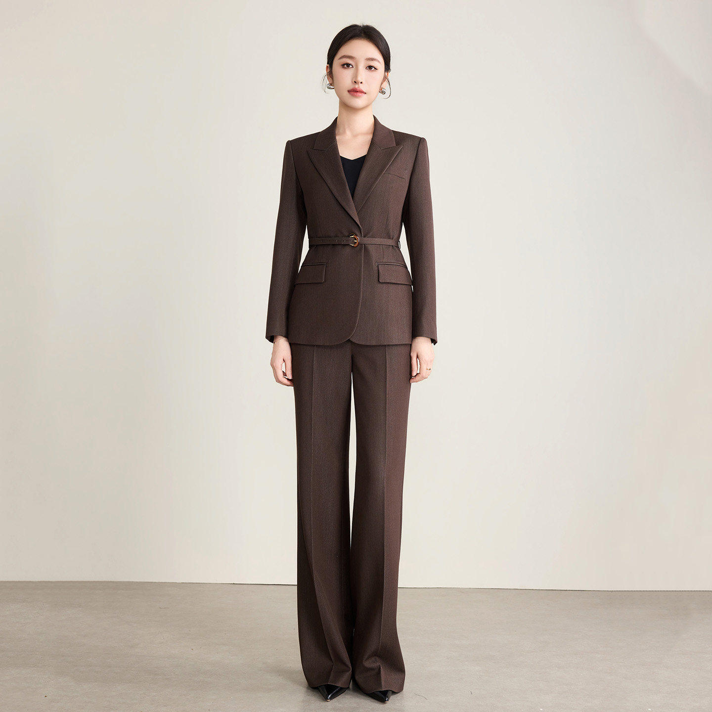 钟老板 深咖色西装套装女高级感气质通勤收腰阔腿裤职业装两件套