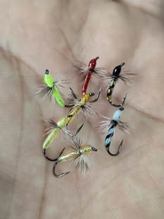 高闪荧光蓑羽摇蚊微物飞蝇钩溪流马口白条桃花溪哥宽鳍鱲仿生假饵