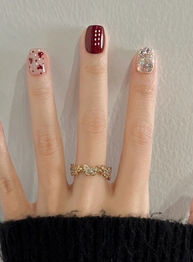 红色美甲手工穿戴甲短款显白温柔秋冬简约日常新年款猫眼琥珀菱格