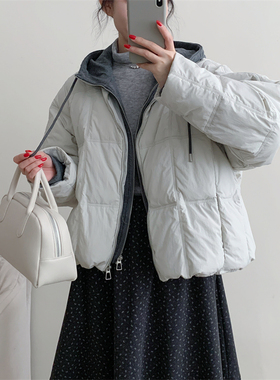 初吾家2025冬季新款休闲风假两件连帽羽绒服百搭保暖外套小个子女