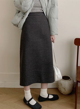 初吾家2025冬季新款毛呢加厚半身裙包臀开叉直筒裙过膝一步裙女