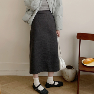 初吾家2025冬季 毛呢加厚半身裙包臀开叉直筒裙过膝一步裙女 新款