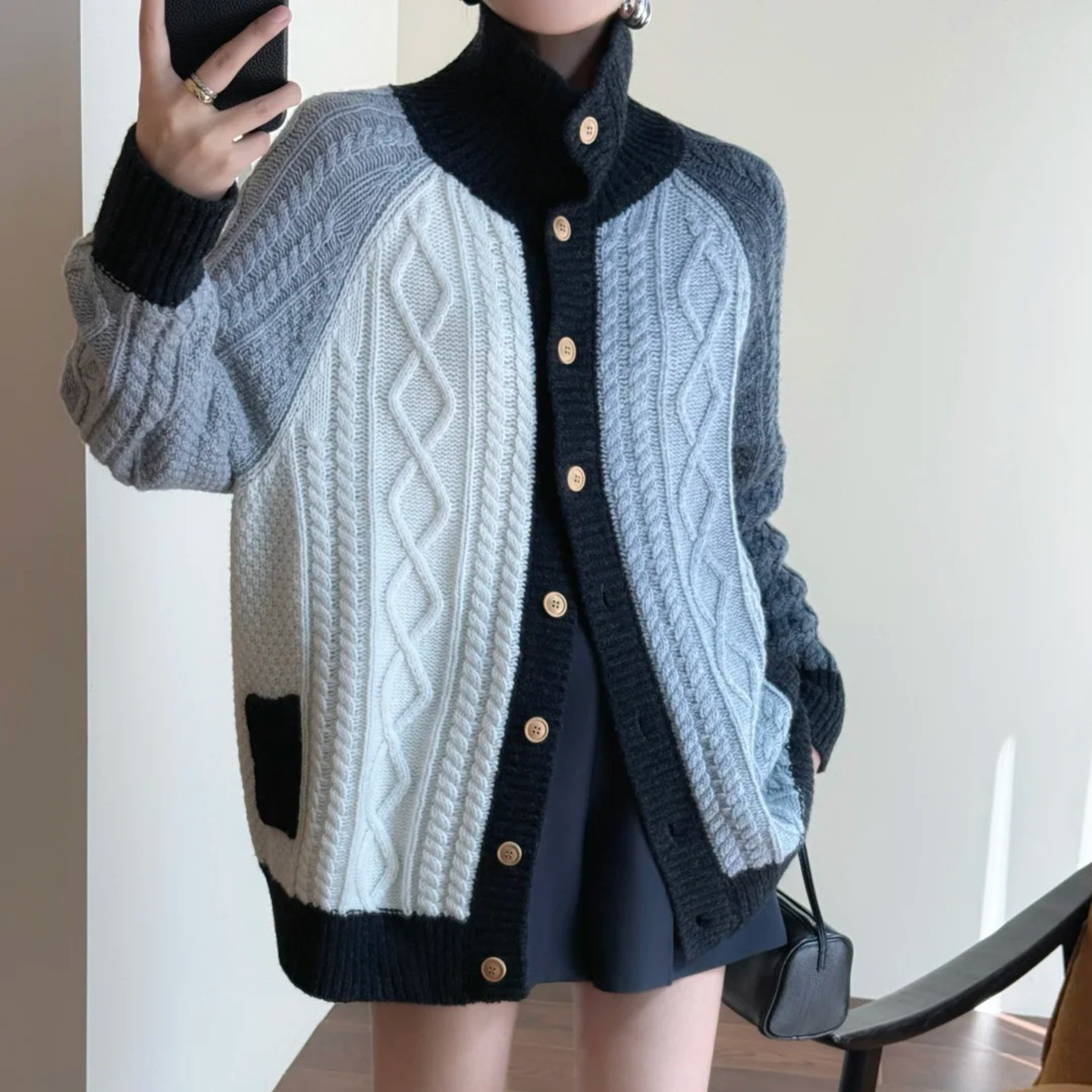 秋季B类厚款长袖通勤风单件扭花