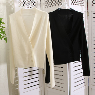 同款正~美炸了！逆势慵懒风~精细羊毛V领