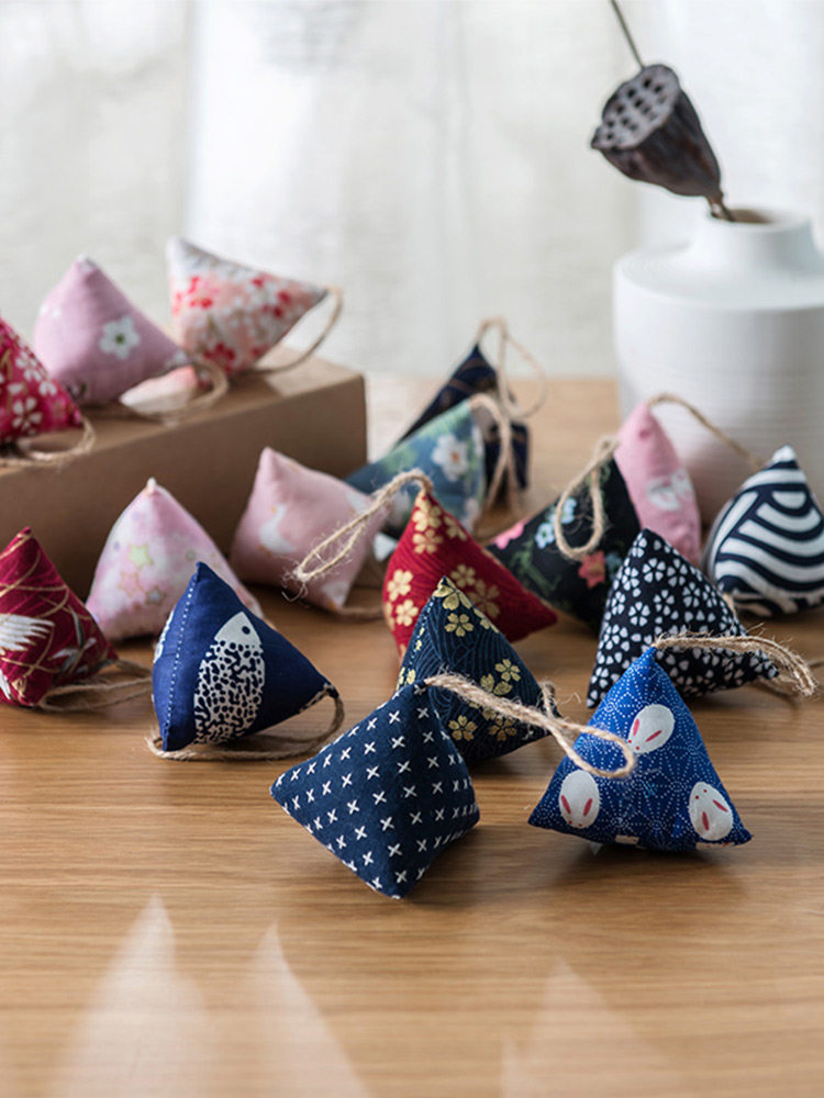 YUANYI MID-AUTUMN FESTIVAL WORMWOOD ZONGZI SMALL SACHETS SACHETS MOSQUITO REPELLENT BEDROOMS ROOMS LONG-LASTING CARRY-ON FINISHED SACHET GIFT BOXES