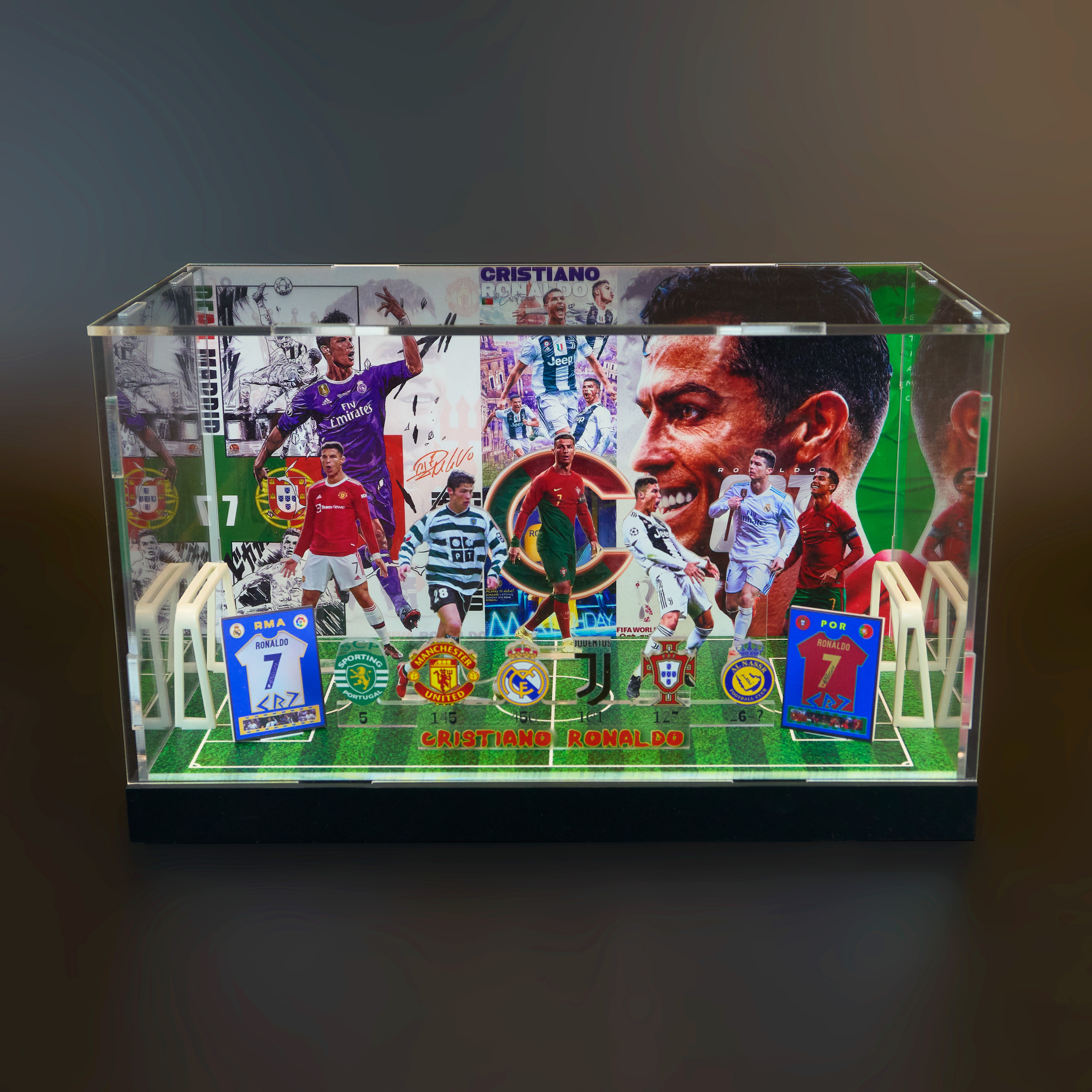 C罗创意足球生日礼物球迷紀念品梅西公仔送男生礼品摆件毕业季