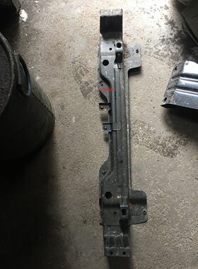 北汽幻速S2S3H2H3S6H3FS3L威旺M20水箱下横梁水箱下托梁水箱 下梁