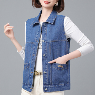 早春牛仔马甲女2026年新款中年妈妈时尚减龄坎肩大码外穿春秋马夹