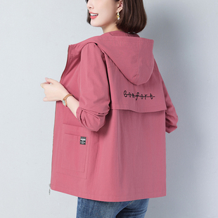 纯棉短外套女2026春秋新款大码宽松中年妈妈减龄洋气短款女士风衣