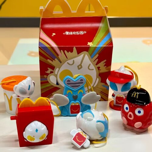 迪迦奥特曼玩具麦当劳