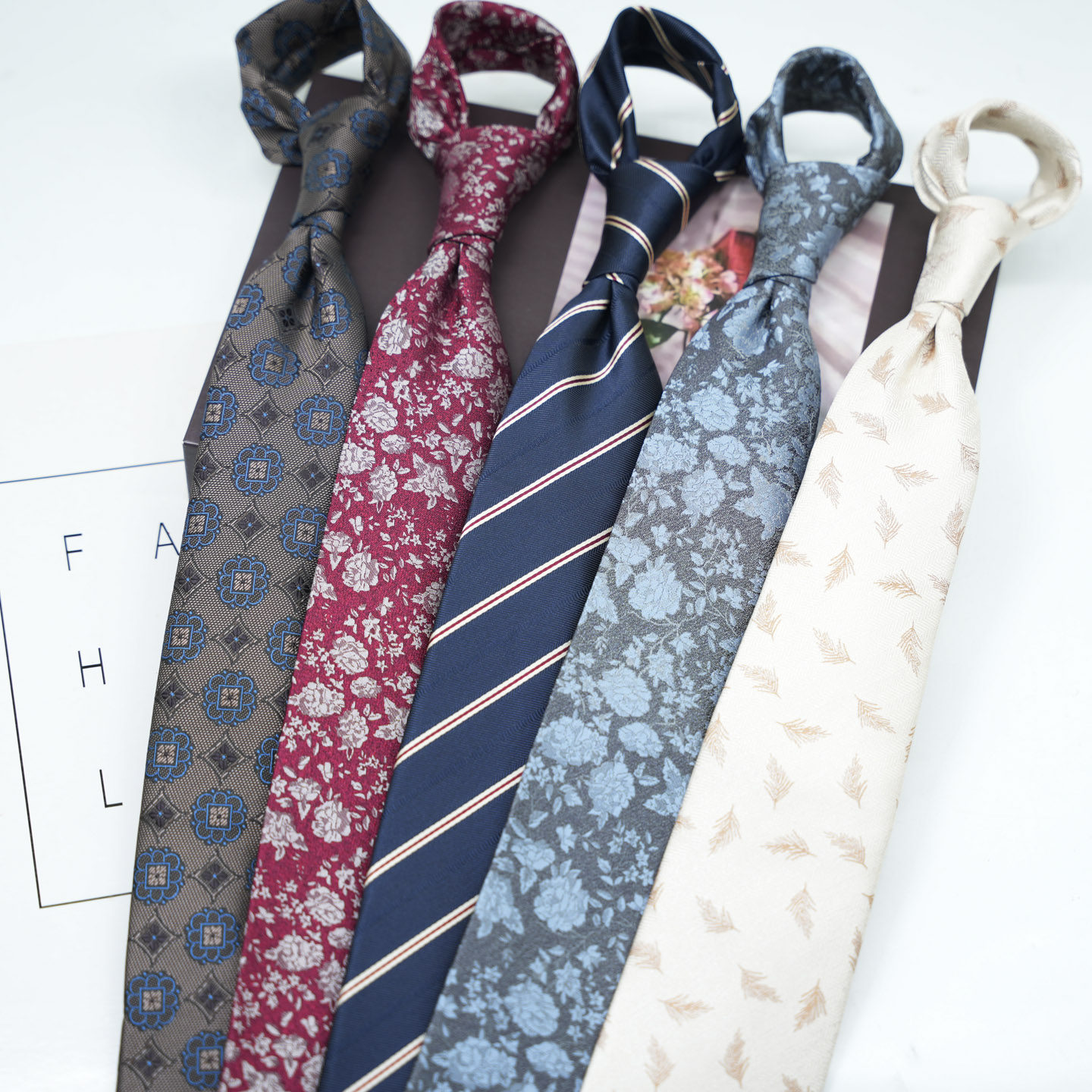 YSBYL男士商务领带8CM手打款碎花条纹正装复古英伦休闲高级职业装