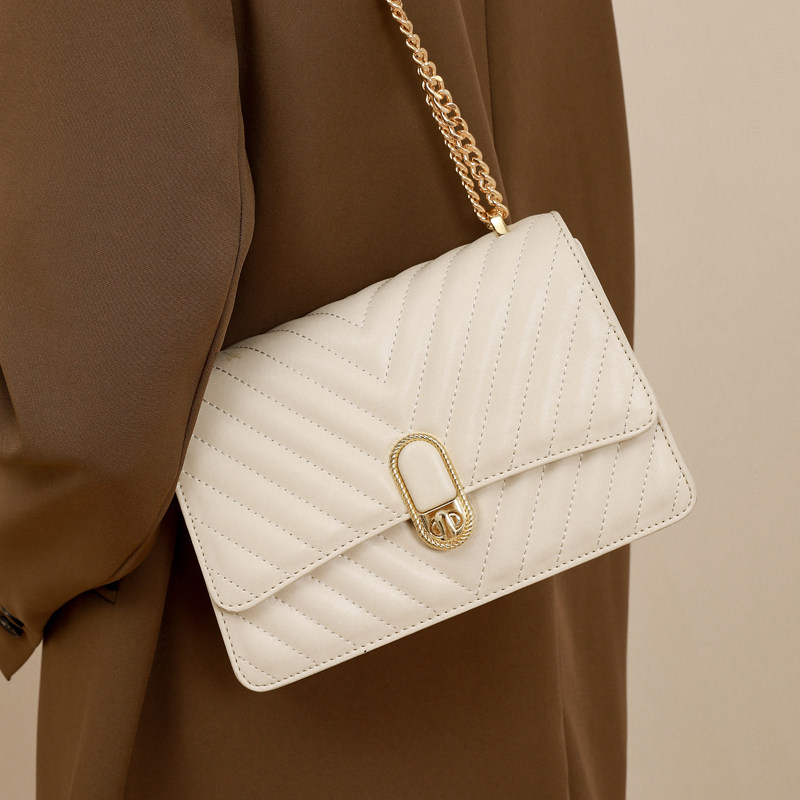 链条包包2022新款潮夏季百搭质感单肩斜挎包白色小众设计腋下女包
