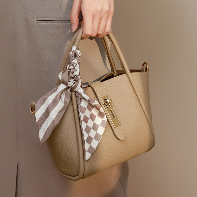 菜篮子包包2023新款小众手提女士水桶包大容量2022斜挎包夏季女包