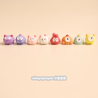 可爱卡通小毛怪桌面摆件