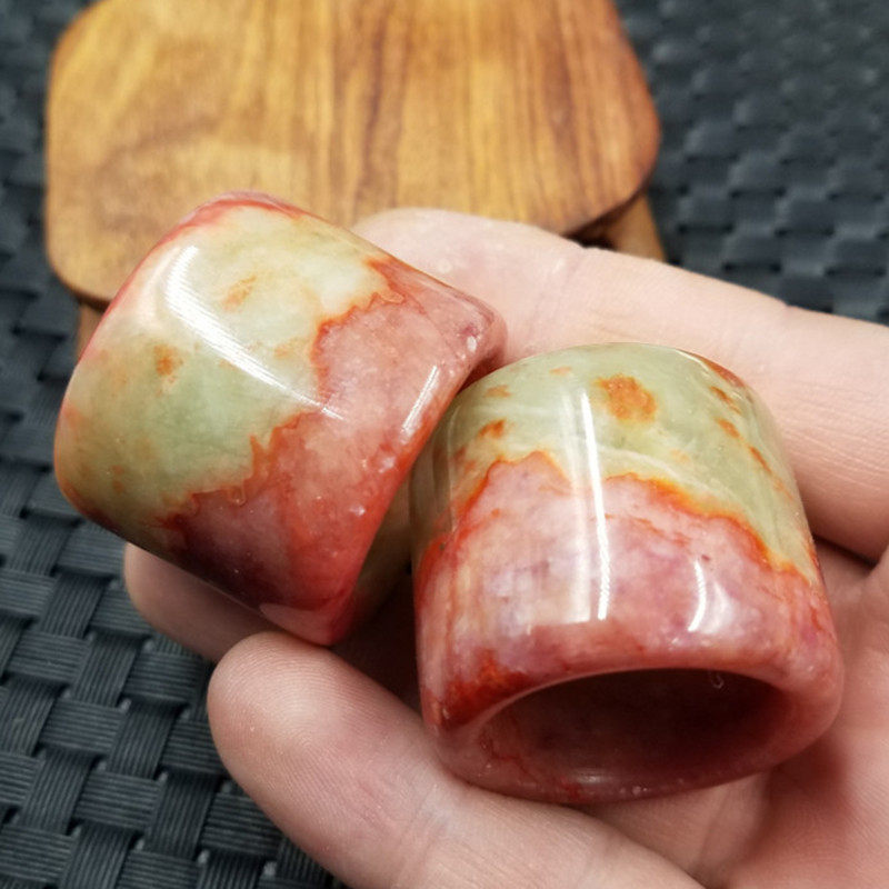 新款精美天然玉石岫玉扳指鸡血玉玉石扳指仿古款玉石指环,珠宝/钻石/翡翠,手饰,淘宝优惠券,粉丝福利购,淘宝优惠卷